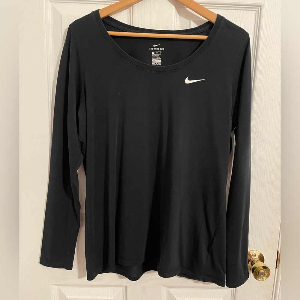 XL Nike Long Sleeve shirt